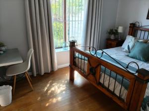 Strand and Sea Cottage