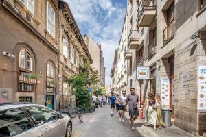 Super Central - Quiet Sleep - Nice