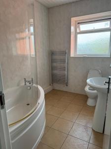 Rhonda house share one bedroom in shared house