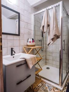 Terra Farma Cottage, cozy urban escapes here!