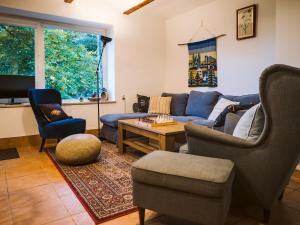 Terra Farma Cottage, cozy urban escapes here!