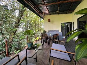 Jungle House with Private Jacuzzi