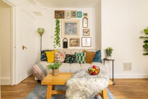 Wild Roses Serviced Apartments - Charlton