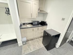 Beautiful Family Apartment On Edgware Road