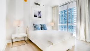 Miami Brickell Condos - W Miami