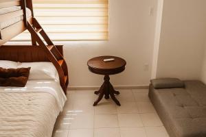 House with pool, near the beach - Casa con alberca, cerca de playa