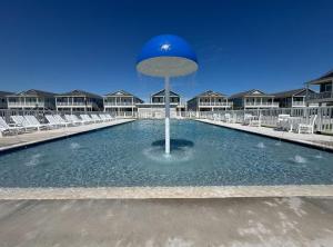 Two Bedroom Villa Walk to Beach