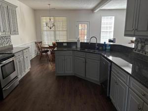 Huge house for midterm or corporate rental - Ubytování bez kategorie ve městě Augusta