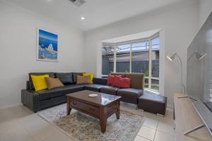 Spacious Glenunga Home with Garage Parking