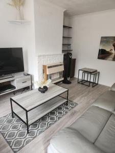 Beautiful two Bedroom house Entire house