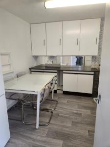 Beautiful two Bedroom house Entire house