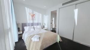 MHYL High Rise Comfort 3BR2B with 1 parking