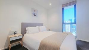 MHYL High Rise Comfort 3BR2B with 1 parking