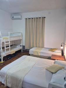 Casa Térrea 3 Dorm SP Expo Paralimpico