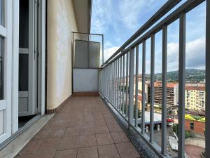 Metro Bengasi sotto casa, Turin top