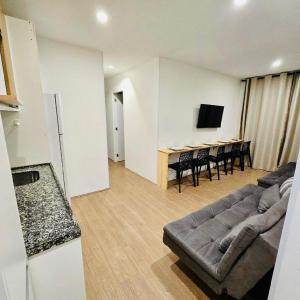 Family in Brás - Rua Coronel Mursa 56