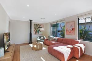 Nautilus by Coast Hosting