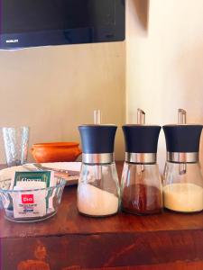 Habitación ATARDECER con baño privado y heladera en complejo El Solcito, a dos cuadras de la Laguna de Chascomús