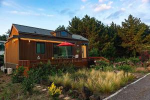 Hamdeok Poolvilla Pension Lamborghini