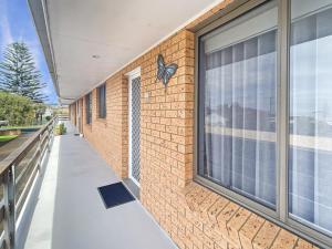 Serene Coastal Retreat with Carport