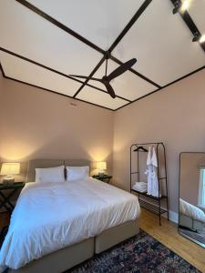 밸러랫 Royal Oak Hotel 호텔 스위트룸
