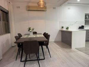 Spacious 4BR Family in Oatlands