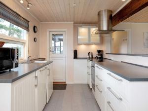 6 person holiday home in Væggerløse