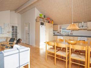 Modern Oasis in Scenic Lokken-By Traum