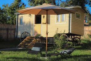 Jotaferien Transylvanian Shepherdhut with jacuzzi