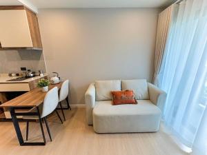 New Stylish Cozy One-bedroom Apartment in Bangtao, Phuket, Near EDC