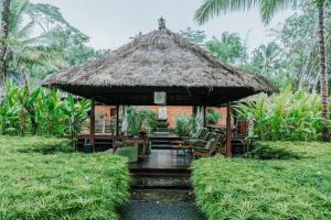 Samkhya Villas - Free 1x Floating Breakfast or Minibar