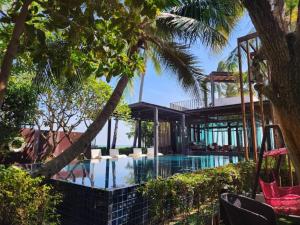 Eco Moment Beach Resort