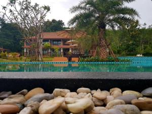 Poochommhok Resort