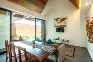 Luxurious 2BR Villa with Private Pool & Rice Field Views in Ubud