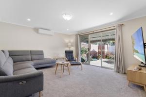 Bright Family Stay with Outdoor Space
