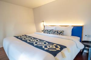 First 5 Bedrooms Villa