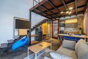 First 5 Bedrooms Villa