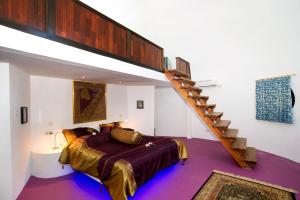 Biệt thự Deluxe Có bồn tắm Jacuzzi (Deluxe Jacuzzi Villa)