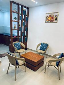 Sainik Stay - 2 BHK Flat !