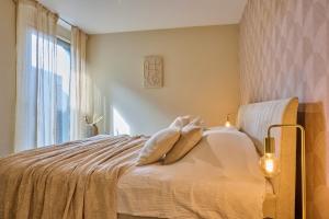 Aurora City Apartment