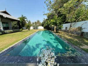 Hermit villa 3BR 4KingBeds 4BA 8Hr Butler