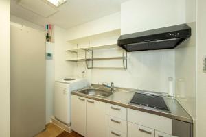 Downtown Osaka Nipponbashi Station 20m walk, 2 rooms for 6 people Apartment