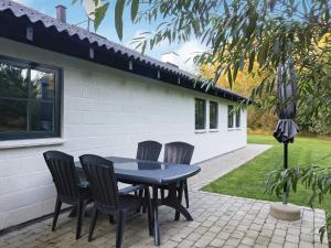 6 person holiday home in Bindslev