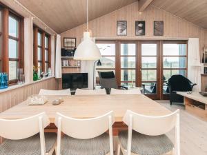 4 star holiday home in Hvide Sande