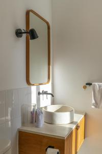 Villa Loom - Contemporary 2BR with Pool in Vibrant Uluwatu