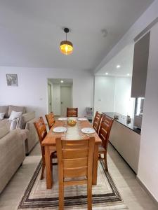 Furnished 2-Bedroom Apartment with Swimming pool, Gym and Sauna