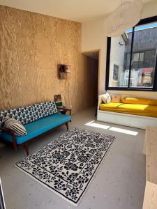 Maisonnette de pêcheur avec vue sur létang de Thau