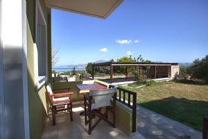 Apartment - Ground Floor with Sea View room in Psaromatis