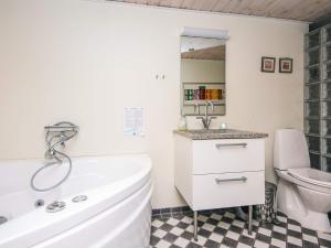 7 person holiday home in Hemmet