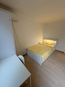 Selene Hapjeong woman only share house